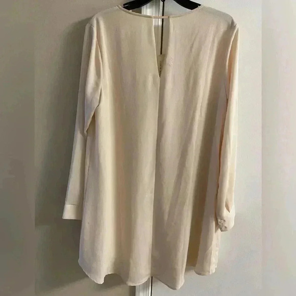 ASTR the label pop over blouse long line beige long sleeves lined Large. NWT - Picture 4 of 7